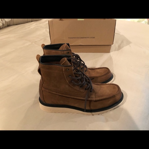 Frye Montana Moc Boots - New in Box - Picture 1 of 4